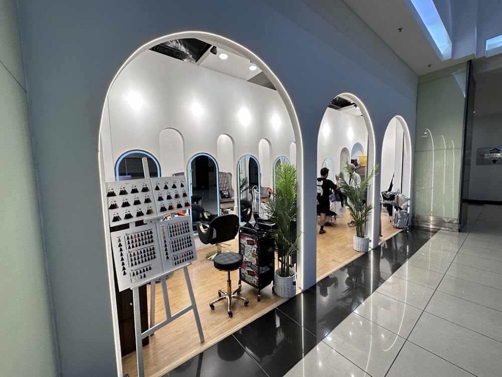 9Studio Nail Hair Salon
